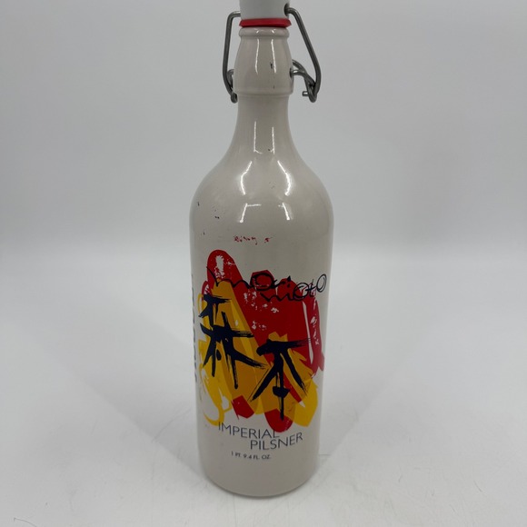 Rogue Imperial Pilsner Ceramic Beer Bottle Swing Top 1 Pt 9.4 Fl Oz - Picture 2 of 9